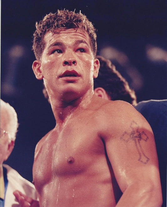 Arturo Gatti Keychain Boxing Picture Close Up Gloves Off