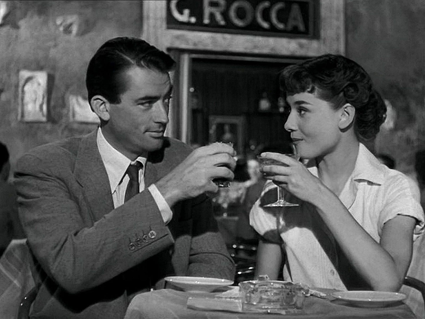 Audrey Hepburn & Gregory Peck Roman Holiday Movie 5 X 7 300 PCS Jigsaw Puzzle