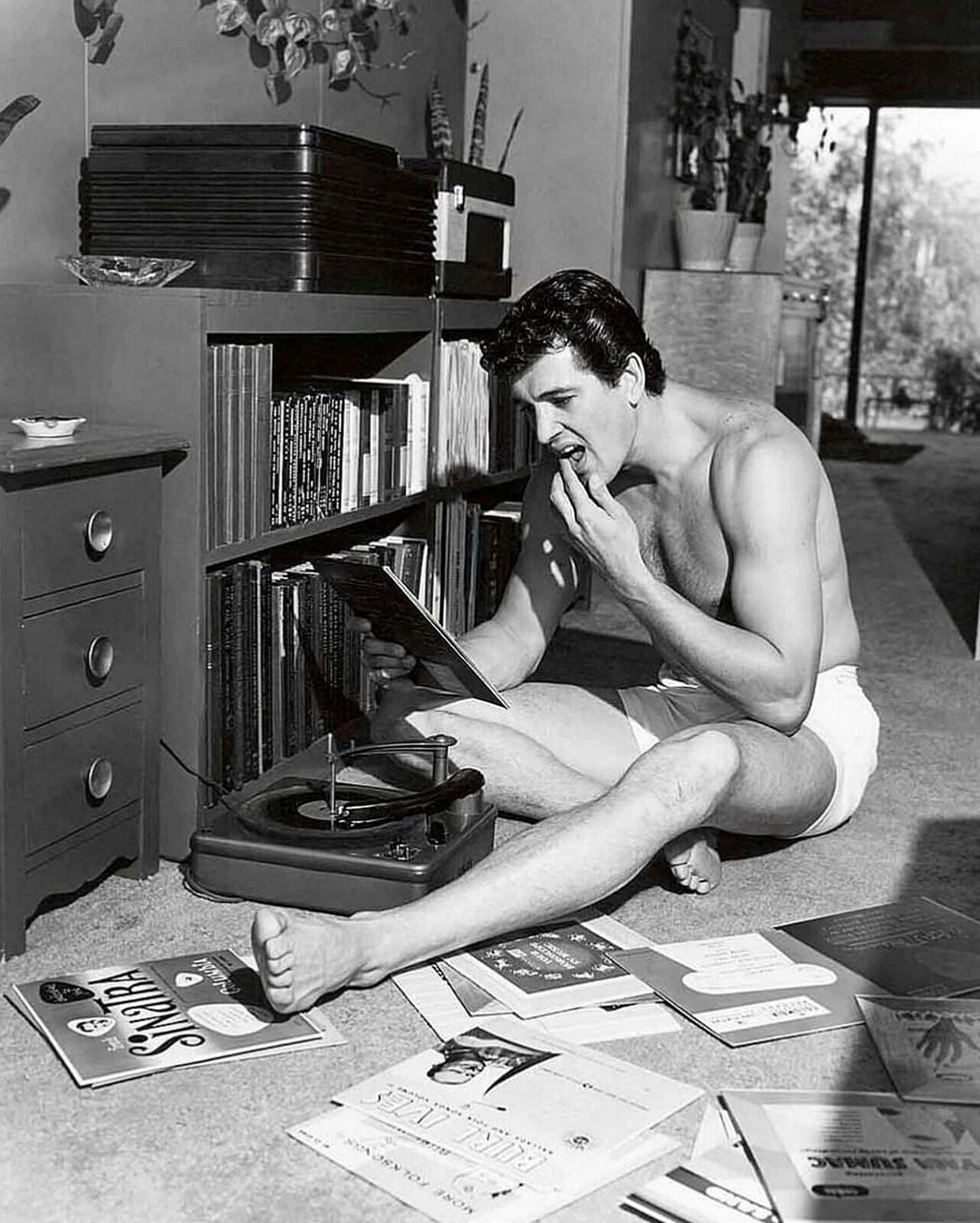 Actor Rock Hudson At Home In Boxer Shorts Keychain Keychain