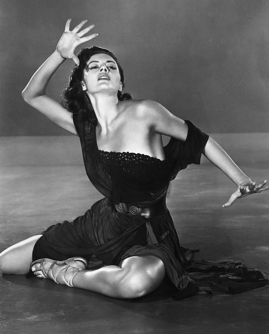 Actress & Dancer Cyd Charisse Pin Up Classic Picture Magnet Banner Print