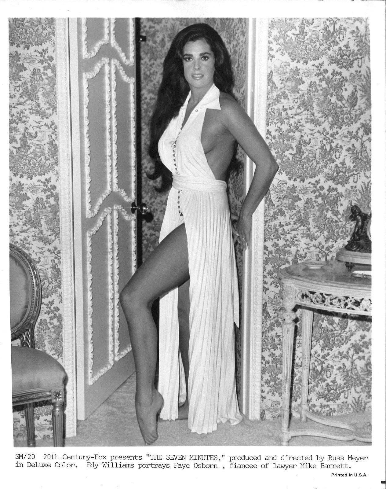 Actress Edy Williams Classic Pin Up Poster Photo Print 300 Piece Jigsaw Puzzle