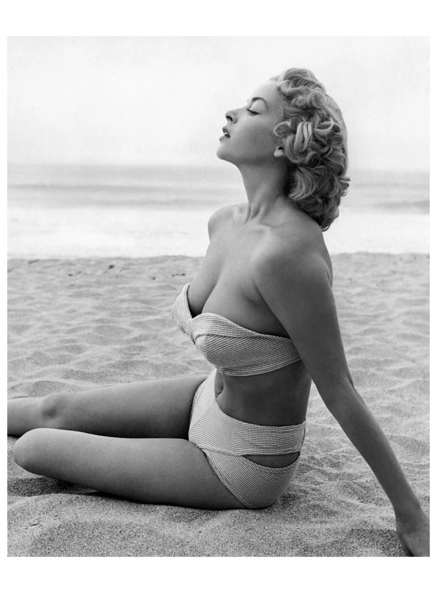 Actress Eve Meyer Classic Retro Iconic Picture Keychain Keychain Print