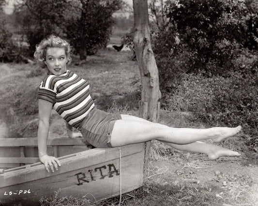 Actress Leigh Snowden Classic Pin Up Publicity Picture Magnet Print