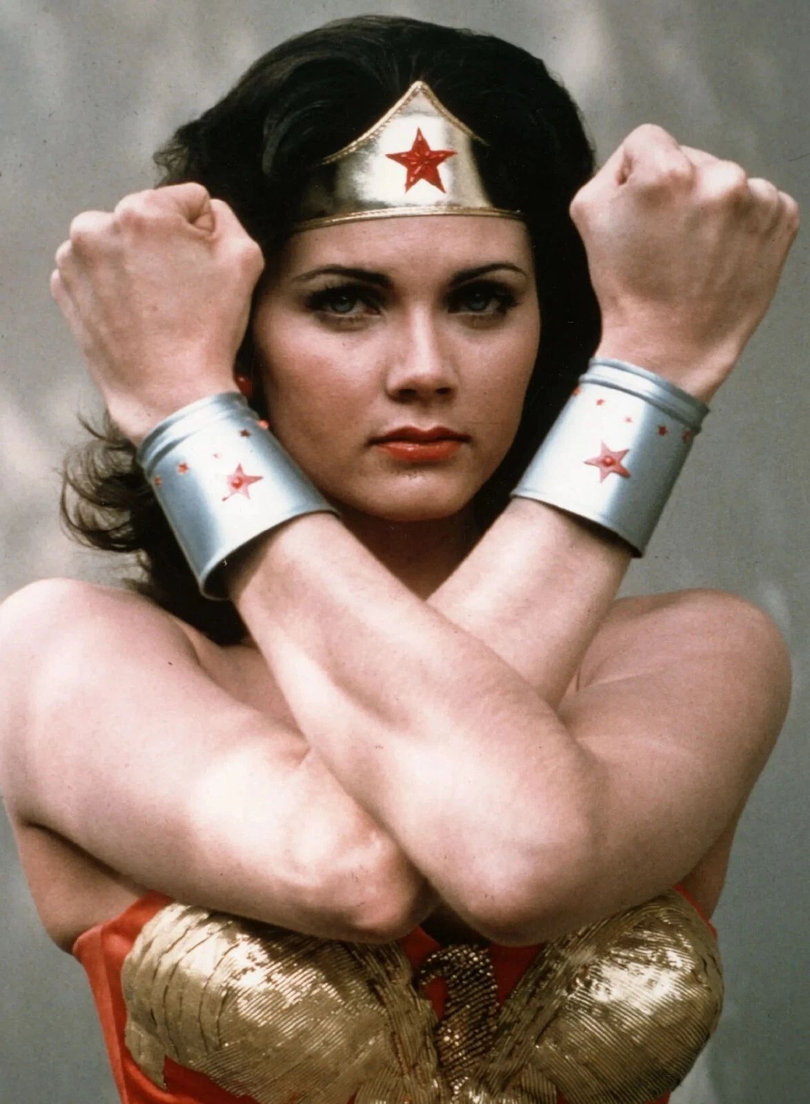 Actress Lynda Carter From Tv Series Wonder Woman Picture Magnet Print