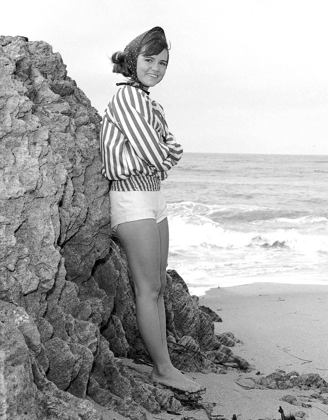 Actress Sally Field In Classic Tv Series Gidget Retro Picture Keychain Print