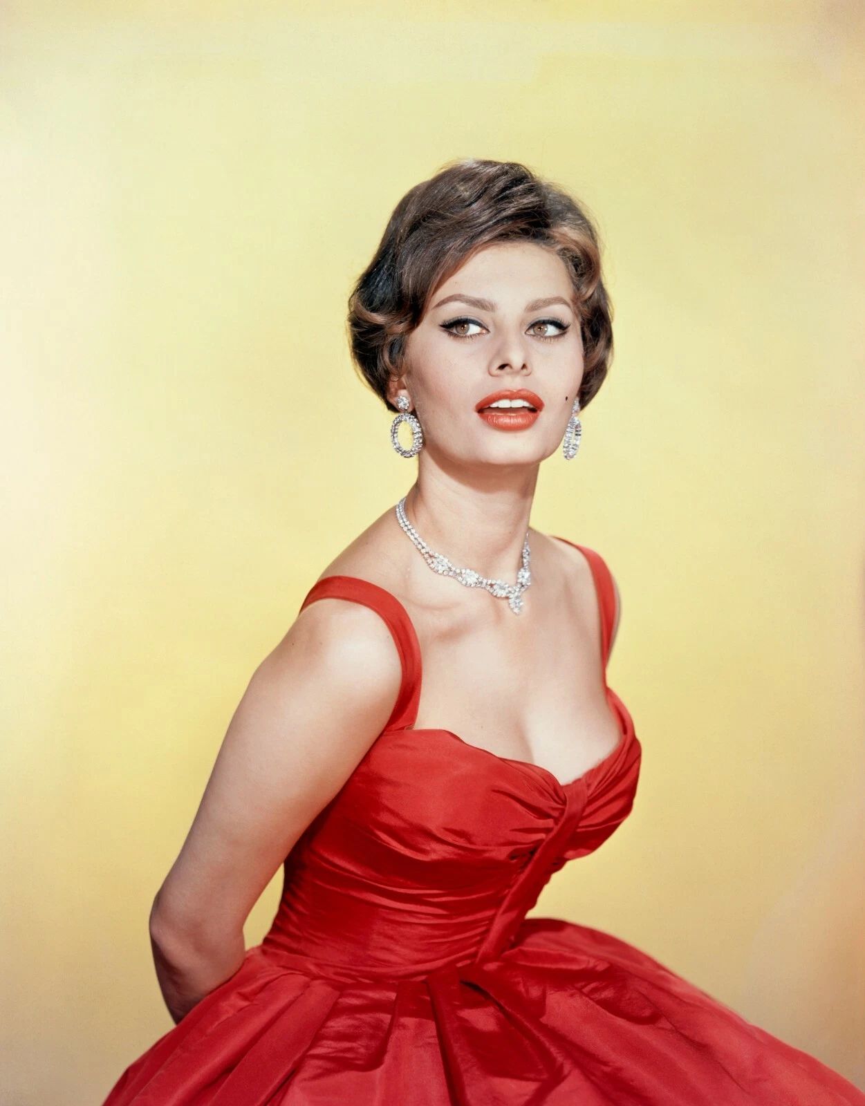 Actress Sophia Loreen Classic Hollywood Cinema Red Dress Publicity Magnet 5 X 7
