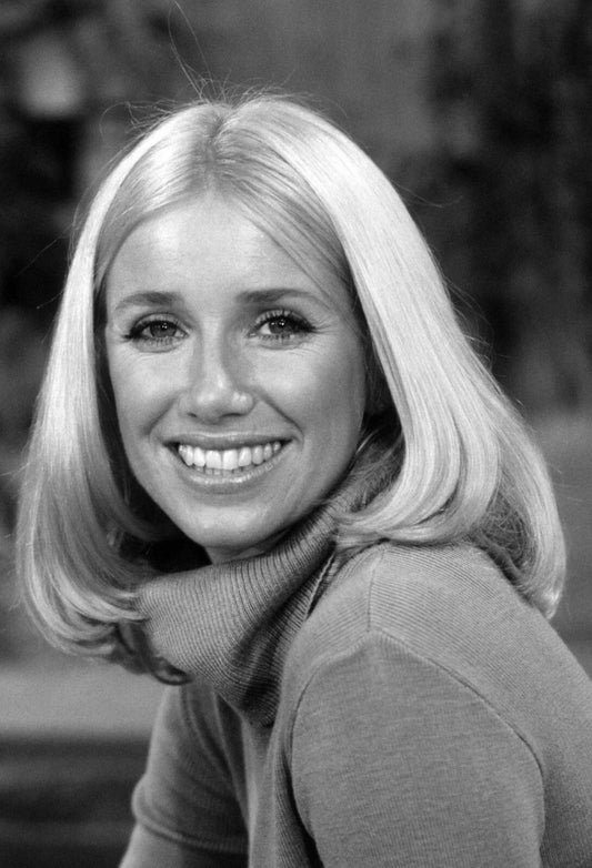 Actress Suzanne Somers Classic Pin Up Picture Magnet Print