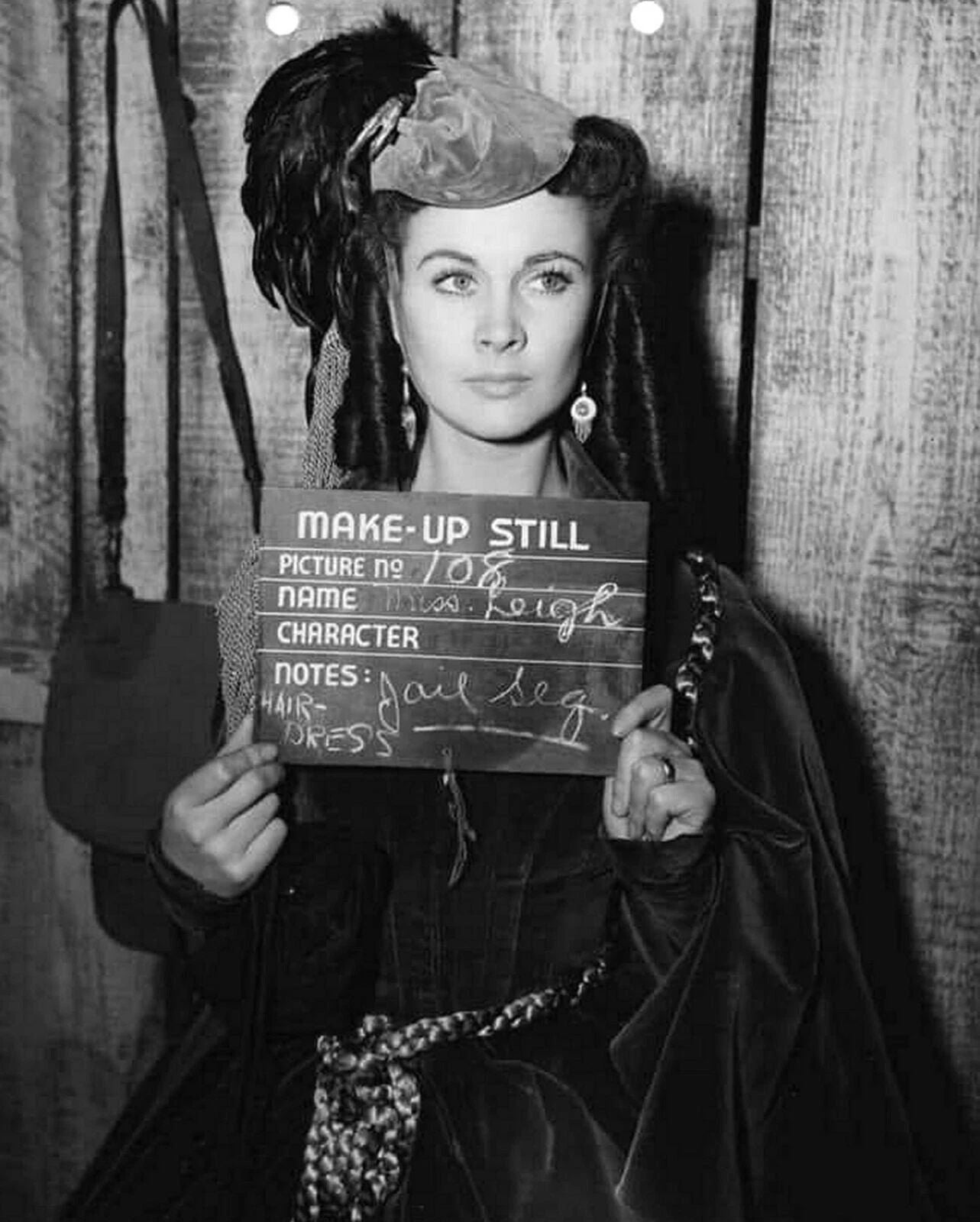 Actress Vivien Leigh Make Up Gone With The Wind Movie Keychain Keychain Print
