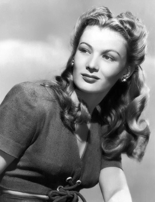 Actress Veronica Lake Retro Publicity Picture Magnet Magnet