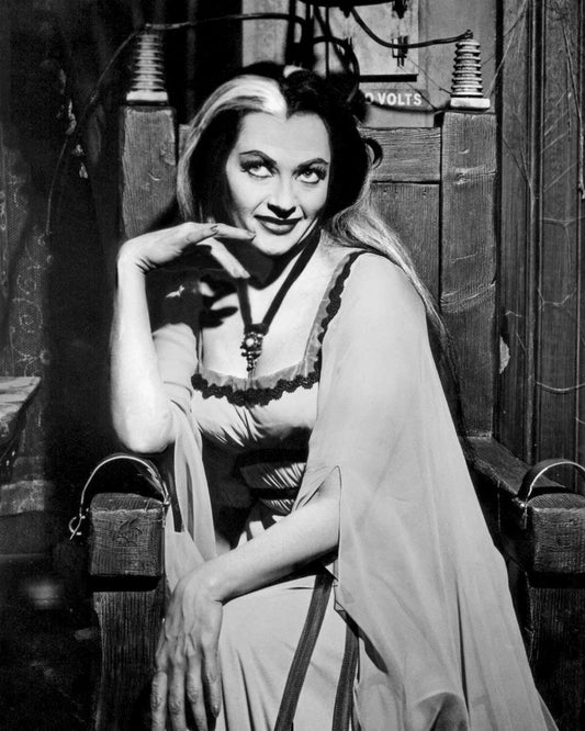 Actress Yvonne De Carlo Lilly Munster Classic Tv Show Picture Magnet