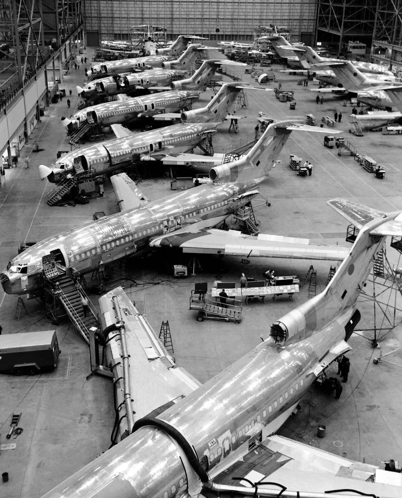 Aerospace Manufacturing Factory Of Boeing 727 Production Picture Keychain