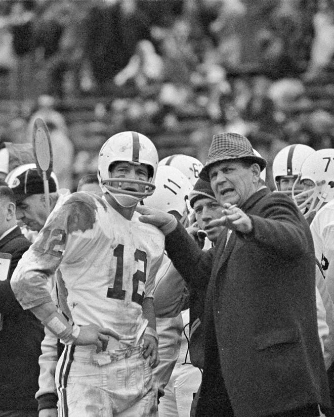 Alabama Coach Paul Bryant And Ken Stabler Glossy Keychain Cotton Bowl Print