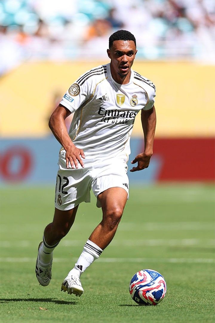 Alexanderarnold Madrid Soccer International Club Championship Jigsaw Puzzle