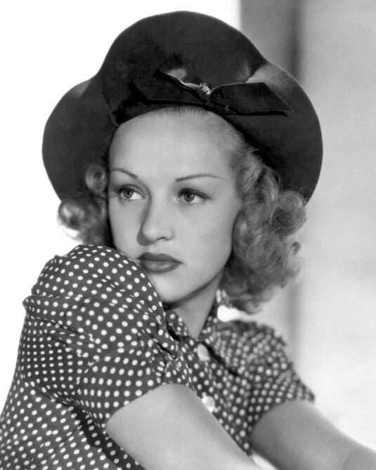 American Actress Betty Grable Glossy Keychain Hollywood Celebrity Keychain 2