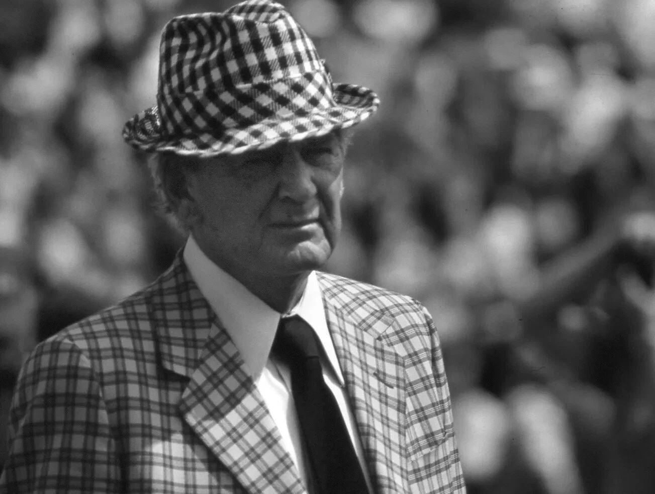 American College Football Coach Paul Bear Bryant Picture Keychain Print