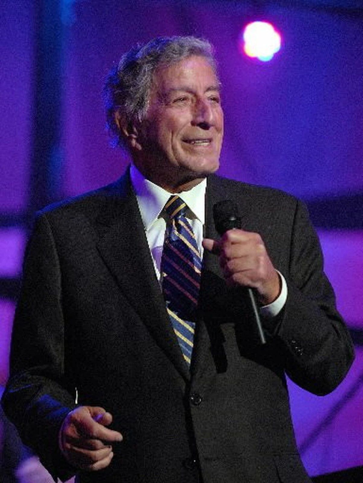 American Singer Tony Bennett Classic Picture Magnet Magnet Print