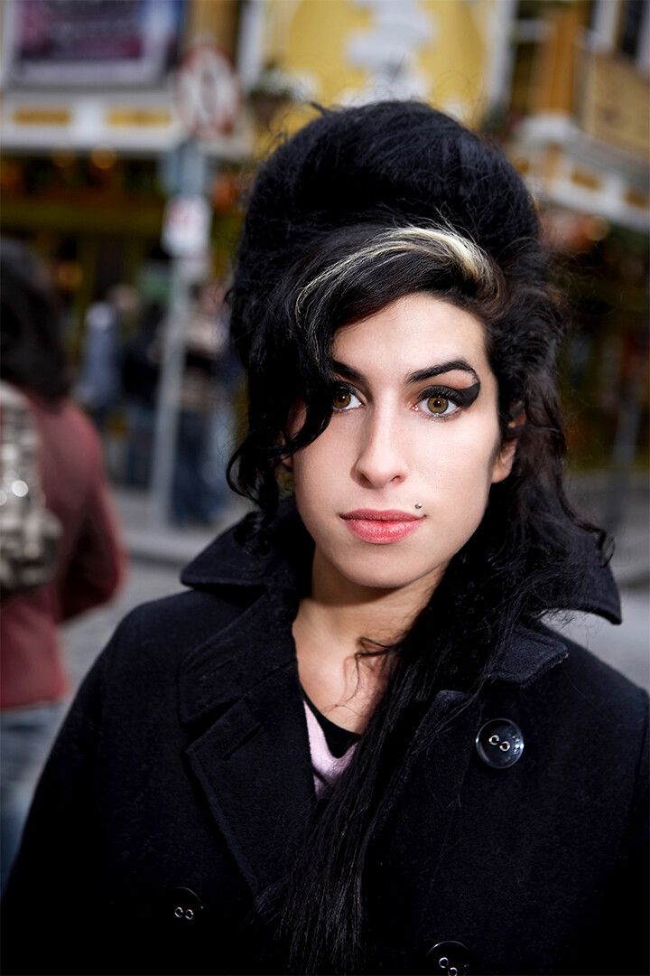 Amy Winehouse British Singer Songwriter Jigsaw Puzzle