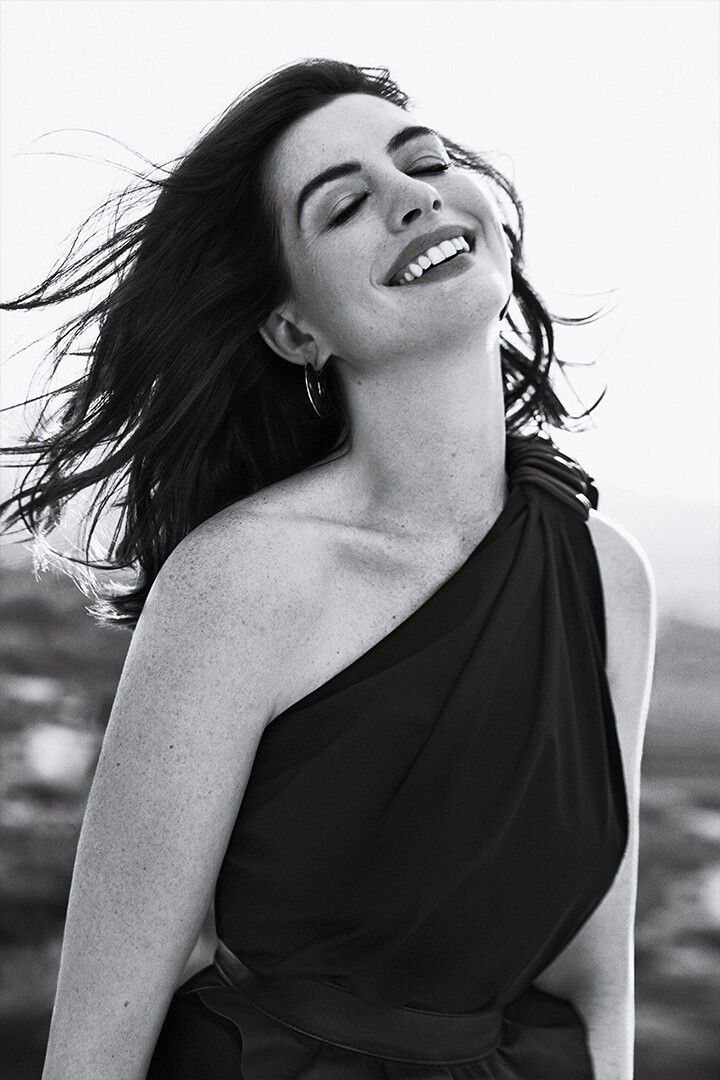 Anne Hathaway American Actor Singer Painting Jigsaw Puzzle