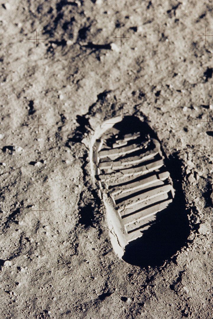 Apollo 11 Moon Landing Buzz Aldrins Footprint Jigsaw Puzzle