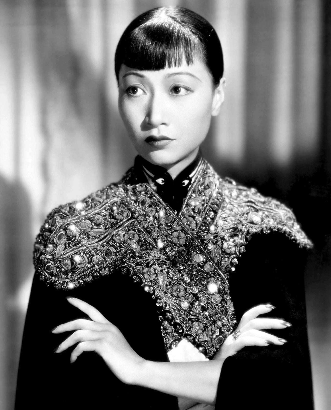 Asian American Actress Anna May Wong Portrait Picture Magnet Print