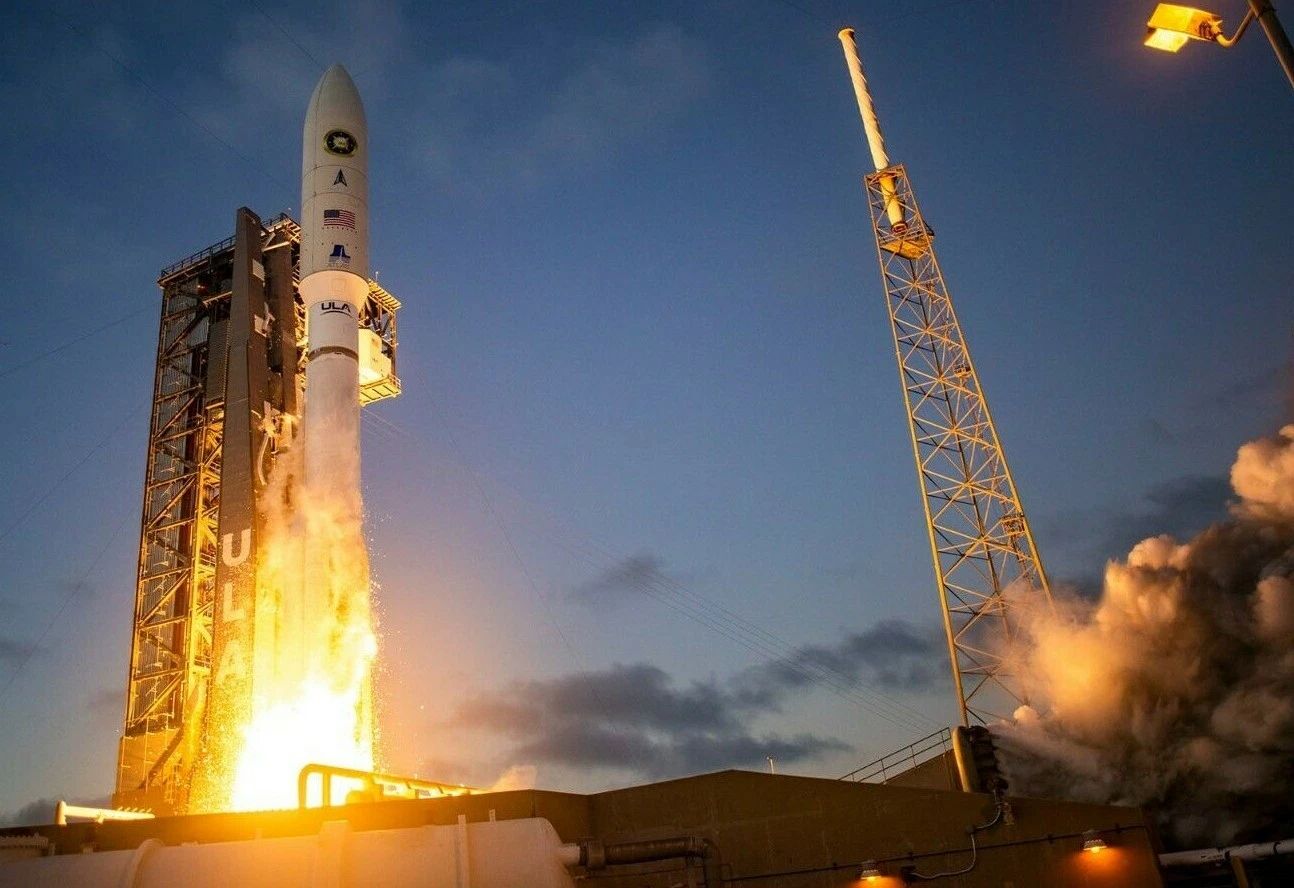 Atlas 5 V Rocket Launch Space Science Nasa Space Keychain Picture Keychain Print