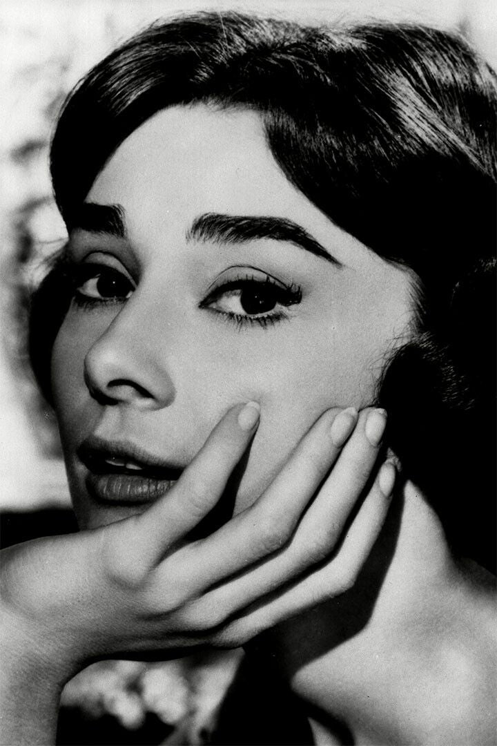 Audrey Hepburn Actress Hands Under Chin Jigsaw Puzzle