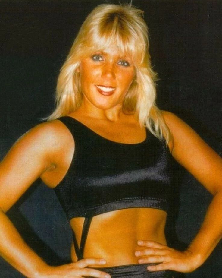 Baby Doll Keychain Wrestling Picture Wcw Close