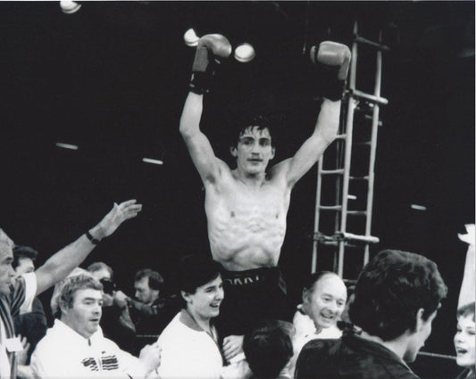 Barry Mcguigan Keychain Boxing Picture In Victory