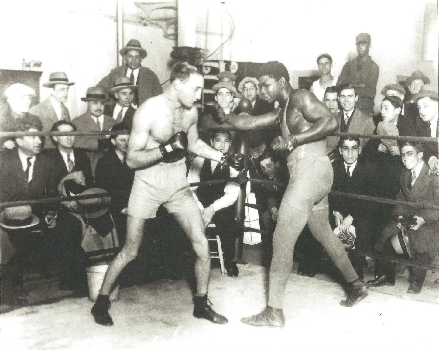Battling Siki Vs Chester Magnet Boxing Picture