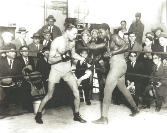 Battling Siki Vs Chester Magnet Boxing Picture