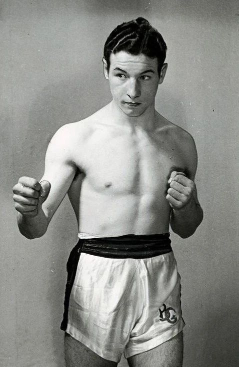 Bert Gilroy Photo Boxing Picture