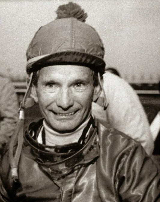 Bill Shoemaker Magnet Horse Racing Picture Jockey Bw