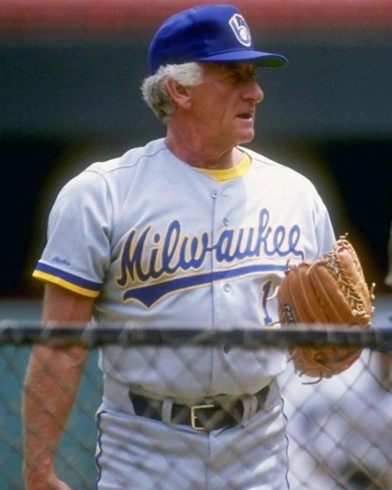 Bob Uecker Photo Milwaukee Brewers Baseball Picture Mlb
