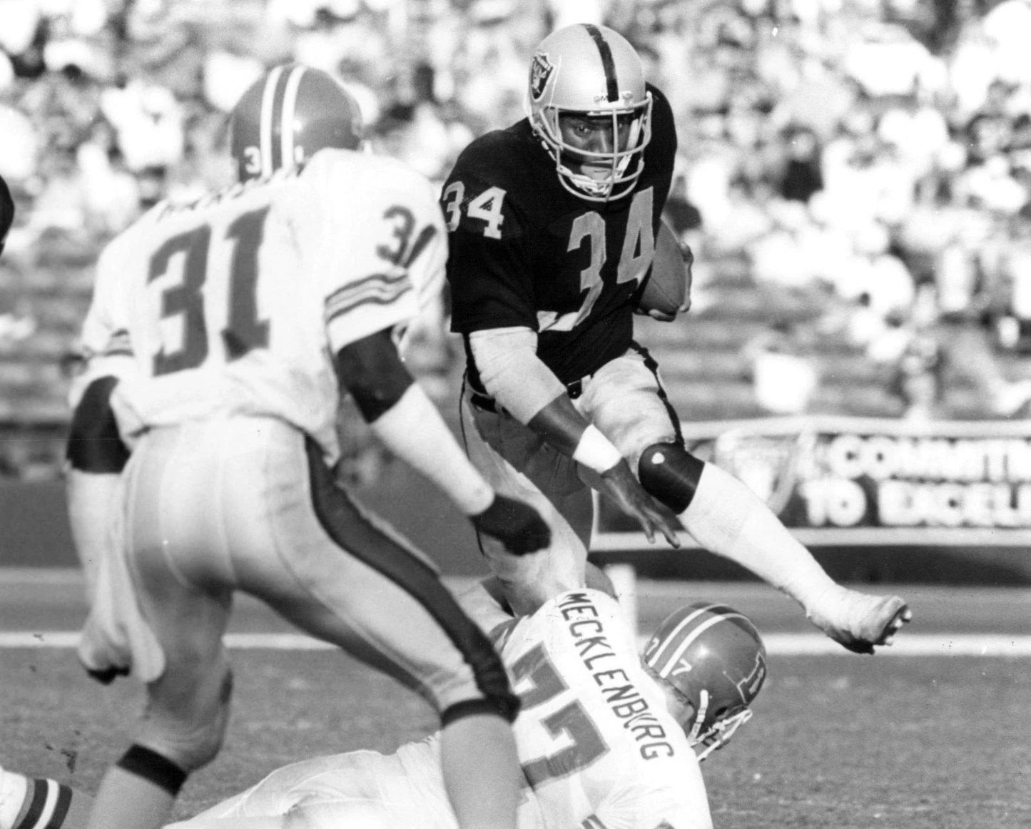 Bo Jackson Magnet Oakland Raiders La Picture Nfl Football Vs Broncos