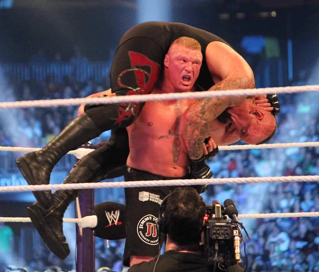 Brock Lesnar Vs The Undertaker Keychain Wrestling Picture Wwe