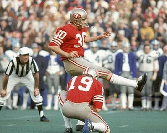 Bruce Gossett Photo San Francisco 49Ers Forty Niners Picture Football Kick