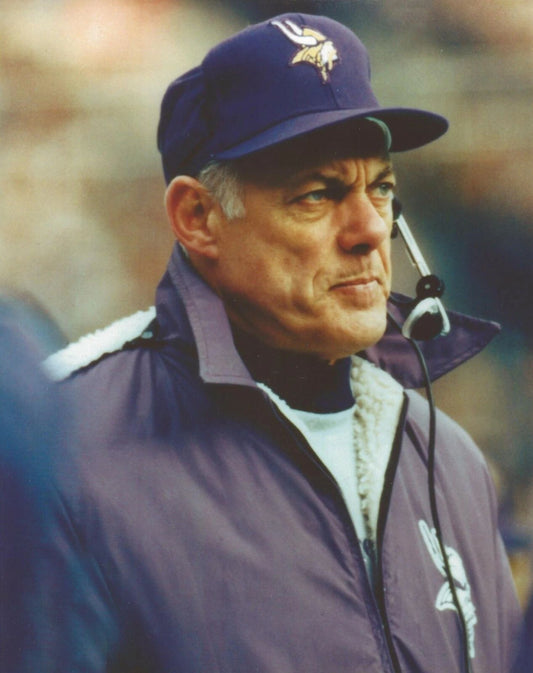 Bud Grant Keychain Minnesota Vikings Nfl Football On Side Line