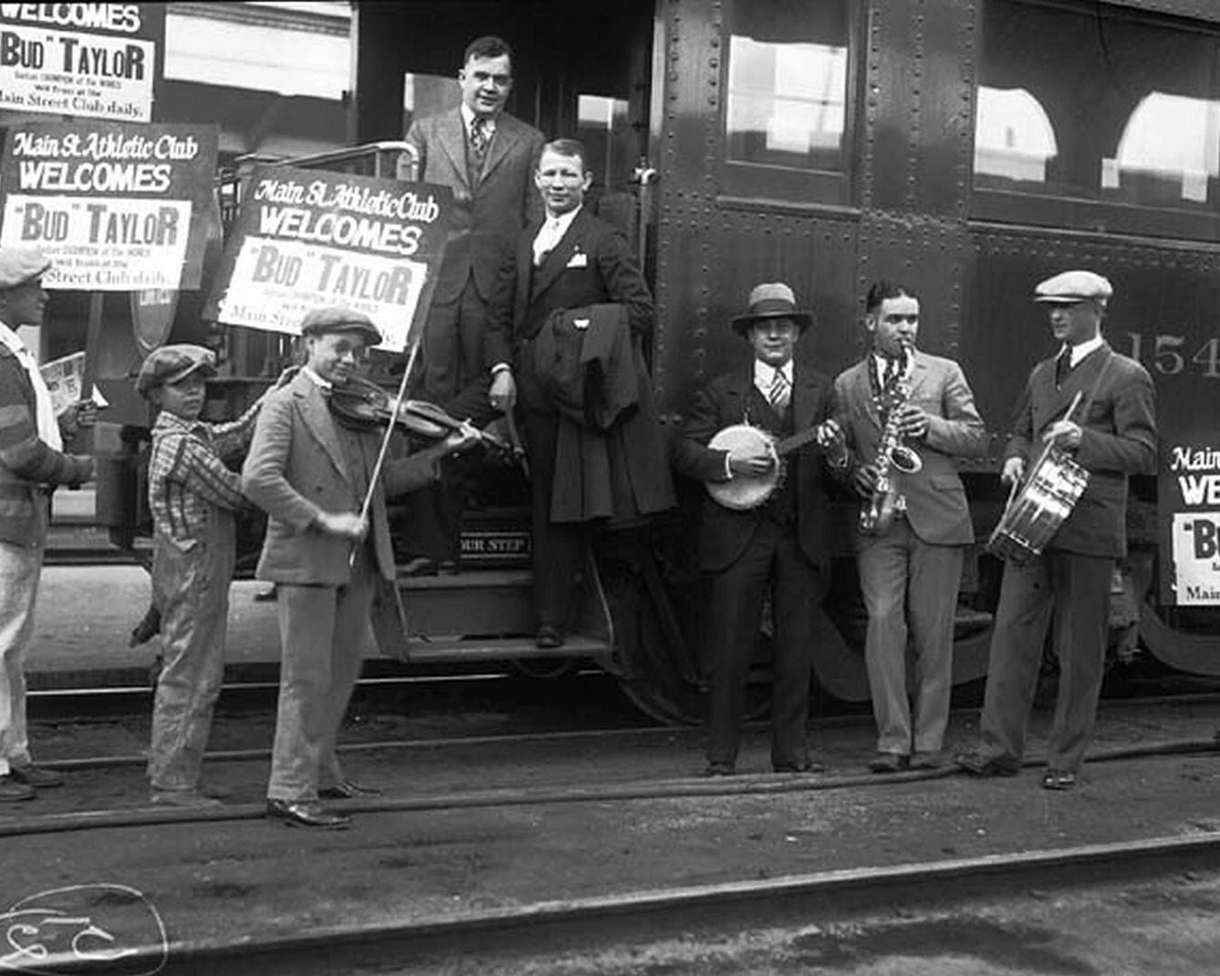 Bud Taylor Keychain Boxing Picture Getting Off Train