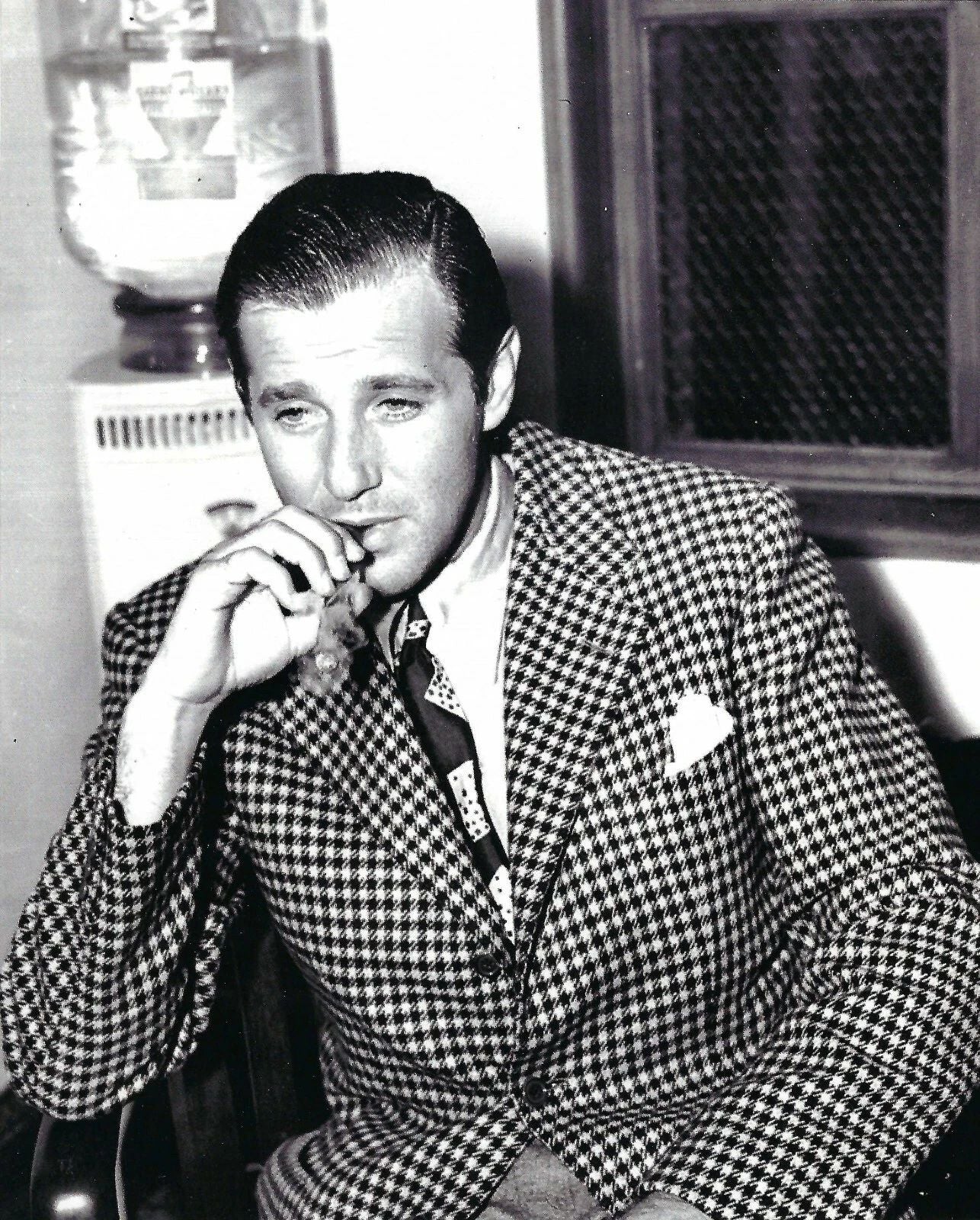 Bugsy Siegel Magnet Mafia Organized Crime Mobster Mob Picture Smoking