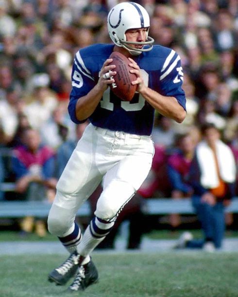 Baltimore Colts Johnny Unitas Glossy Magnet Football Magnet