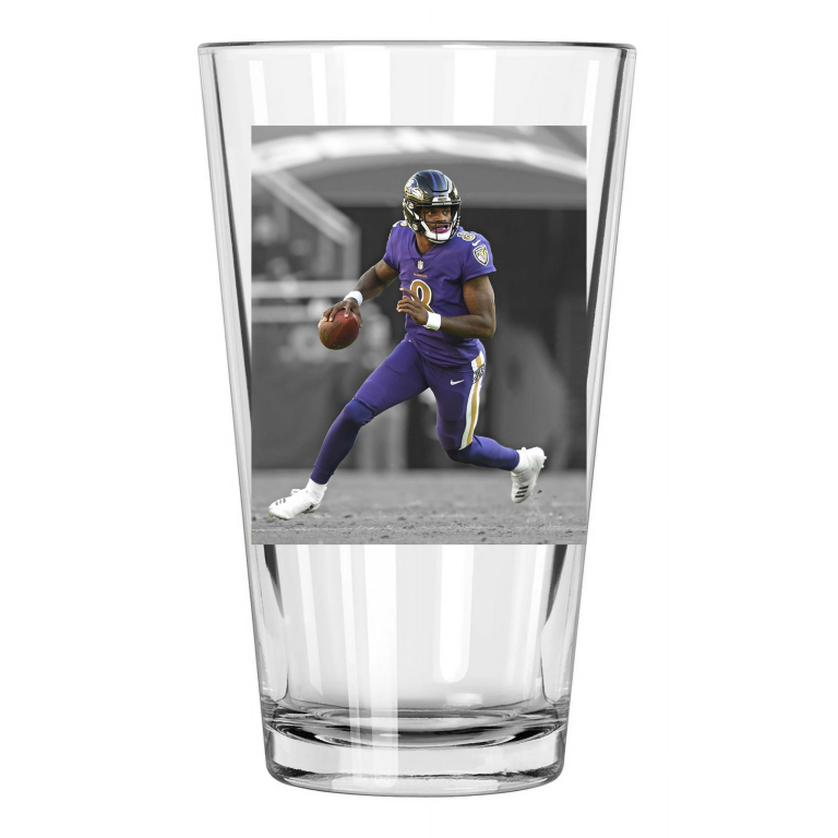 Baltimore Ravens Lamar Jackson Photo Spotlight Football Pint Beer Drinking Glass