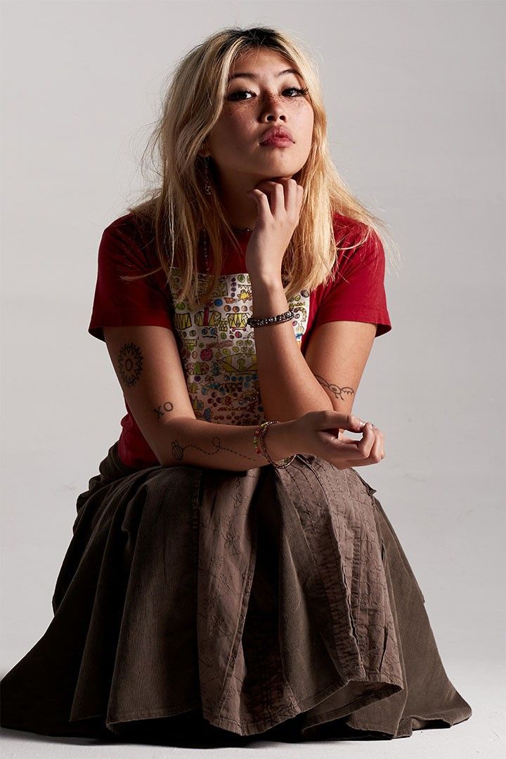 Beabadoobee Filipinobritish Singer Indie Pop Musician Artist Poster