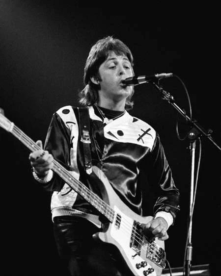 Beatles English Musician Paul Mccartney Glossy 8X10 Magnet Magnet