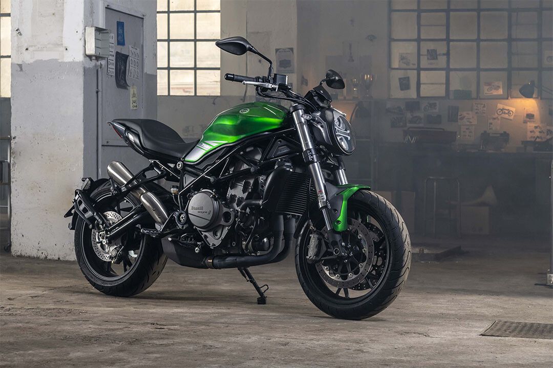 Benelli 752S Motorcycle Enthusiasts Design Jigsaw Puzzle