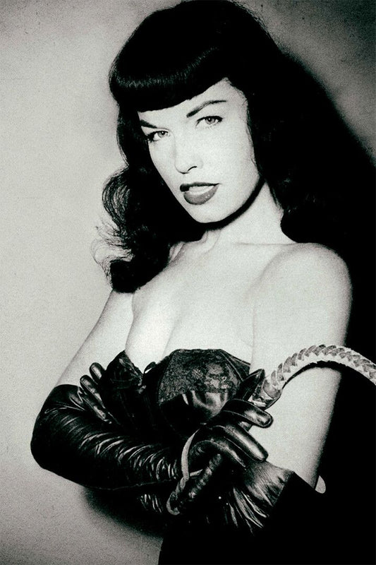 Bettie Page Black And White Close Up Decor Wall Art Jigsaw Puzzle