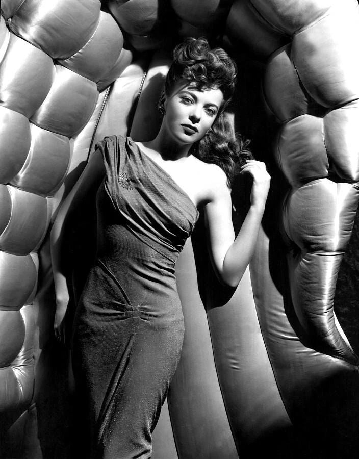British Actress Ida Lupino Retro Portrait Picture Magnet