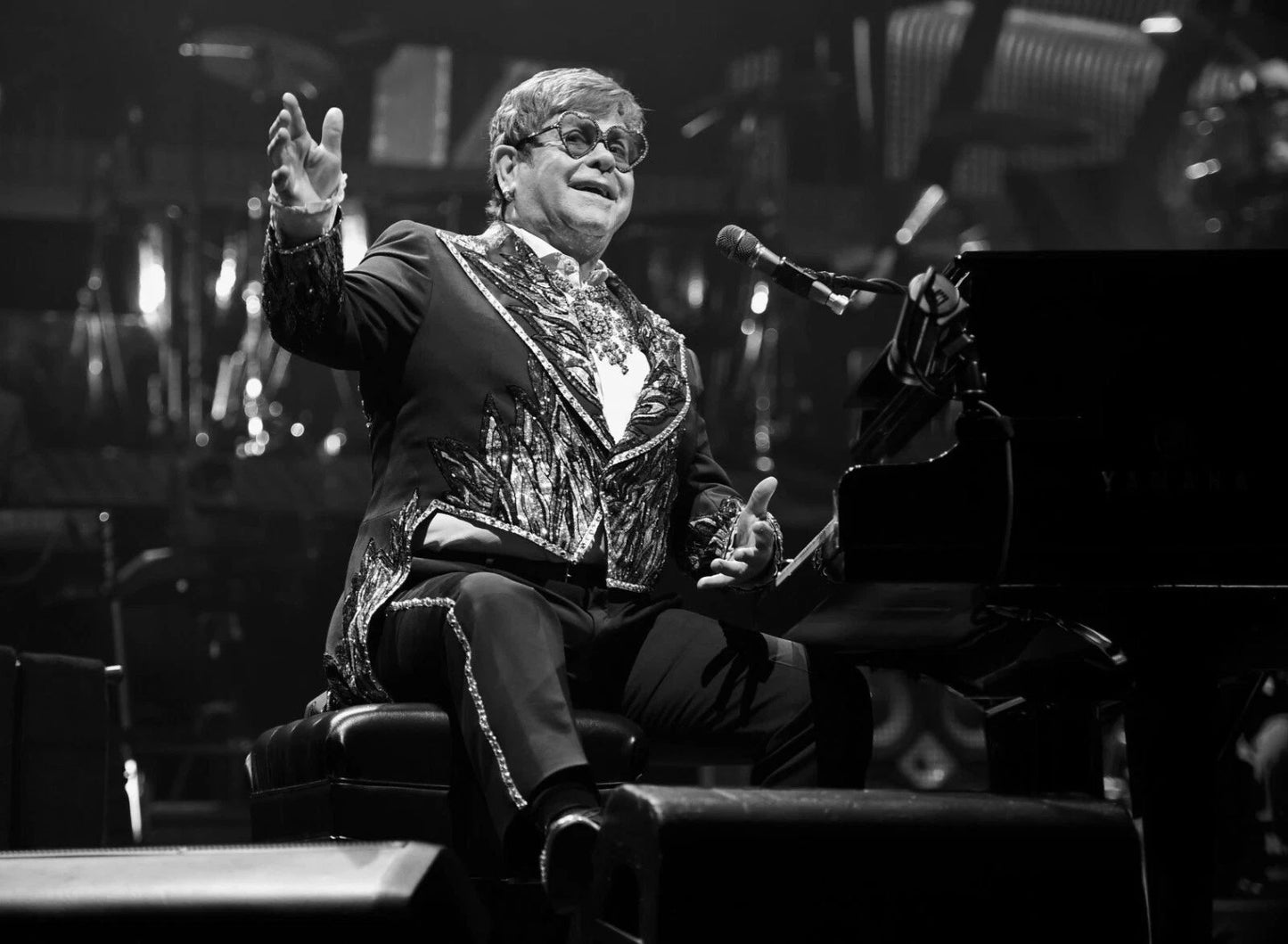 British Singer & Pianist Elton John Classic Magnet Picture Magnet
