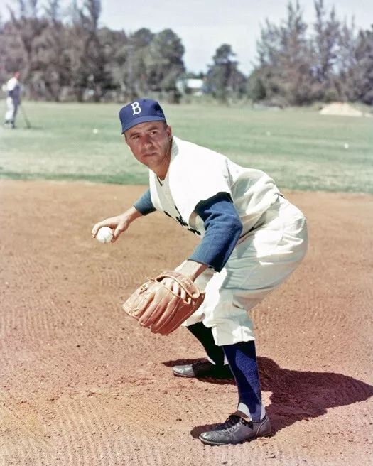 Brooklyn Dodgers Pee Wee Reese Glossy Keychain Baseball Keychain Hof 84 1