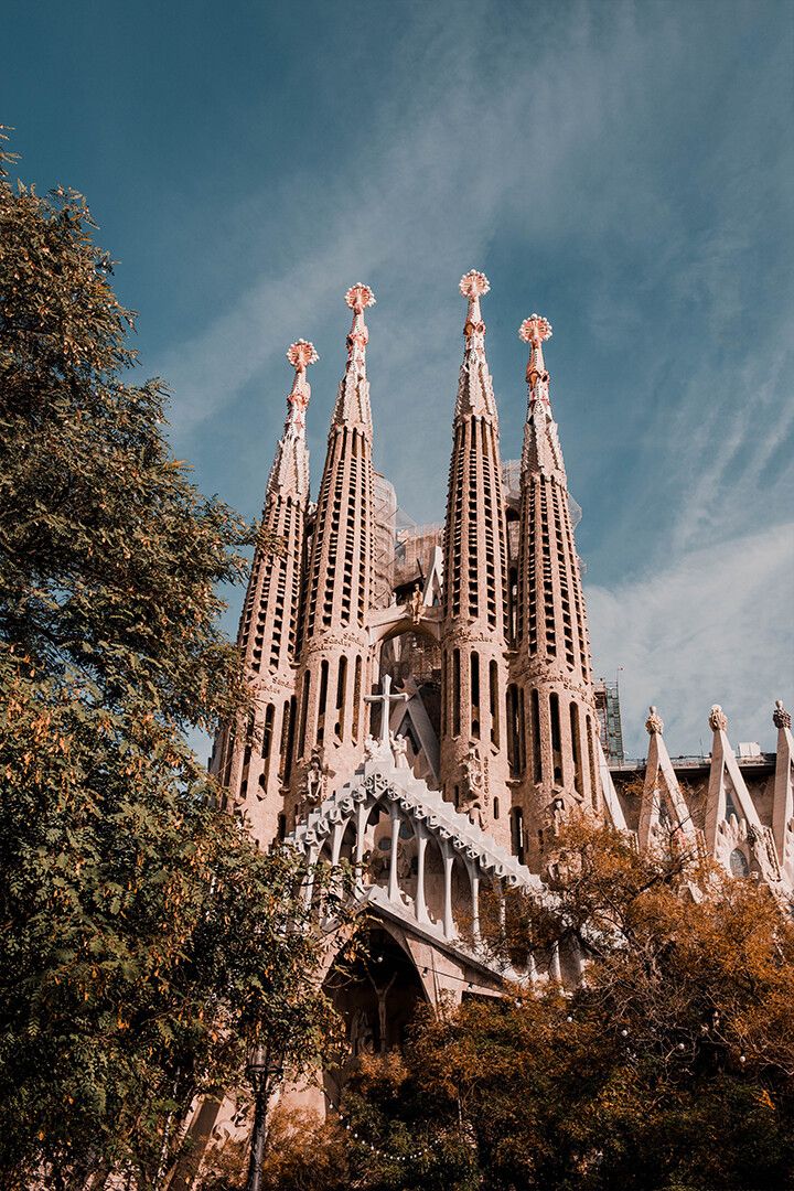 Brown Cathedral Sagrada Familia Barcelona Art Wall Decor Jigsaw Puzzle