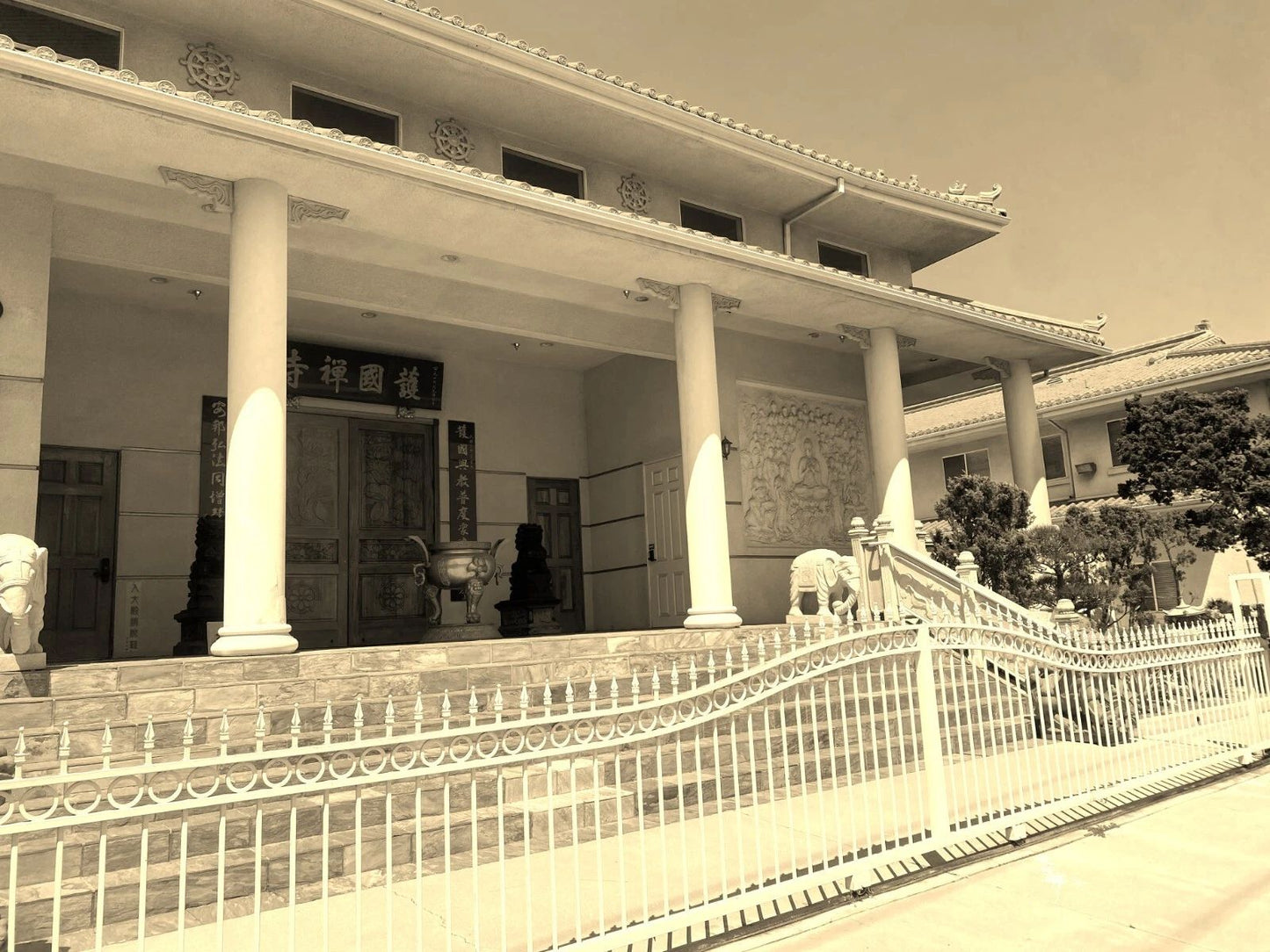 Buddhism Temple Eastern Philosophy Anaheim Ca Vintage Picture Photo
